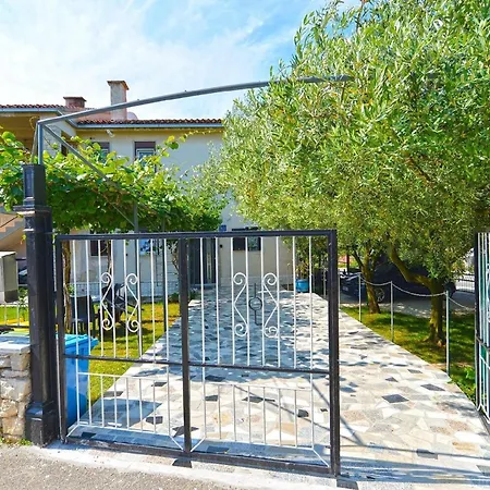 Apartment Fuer 6 Personen Ca 70 Qm In Pula, Istrien Istrische Riviera
